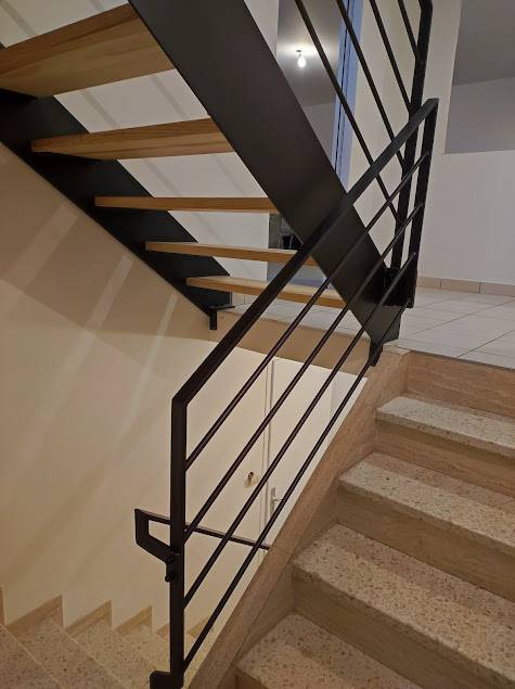 Création d'un escalier quart tournant à Brignais